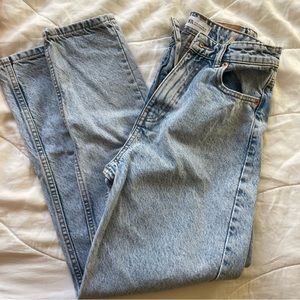 ZARA STRAIGHT LEG JEANS